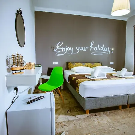 Gregory Comfort Hotel
